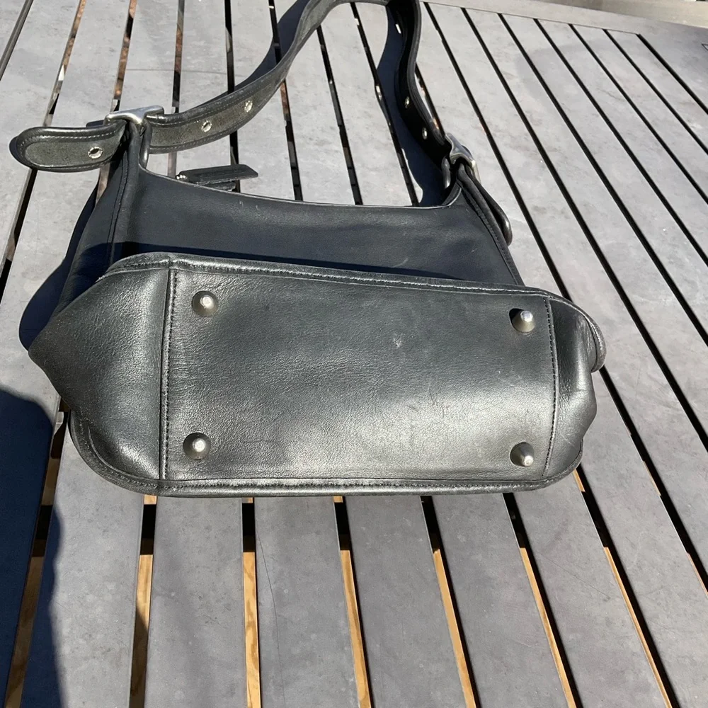Vintage Coach Legacy Black Leather Shoulder Bag - Picture 6 of 13